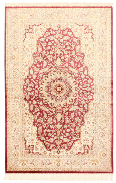  Ghom Silkki Matto 132X201 Itämainen Käsinsolmittu Beige/Vaaleanpunainen (Silkki, Persia/Iran)